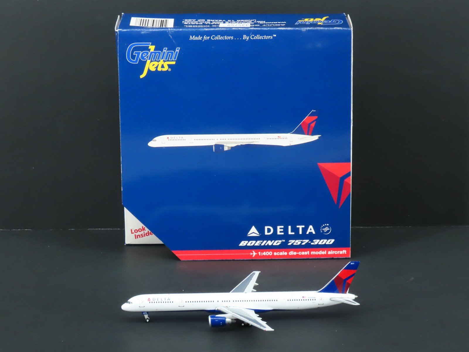 1:400 Gemini Jets GJDAL990 Die-Cast Delta Airlines Boeing 757-300 Airliner