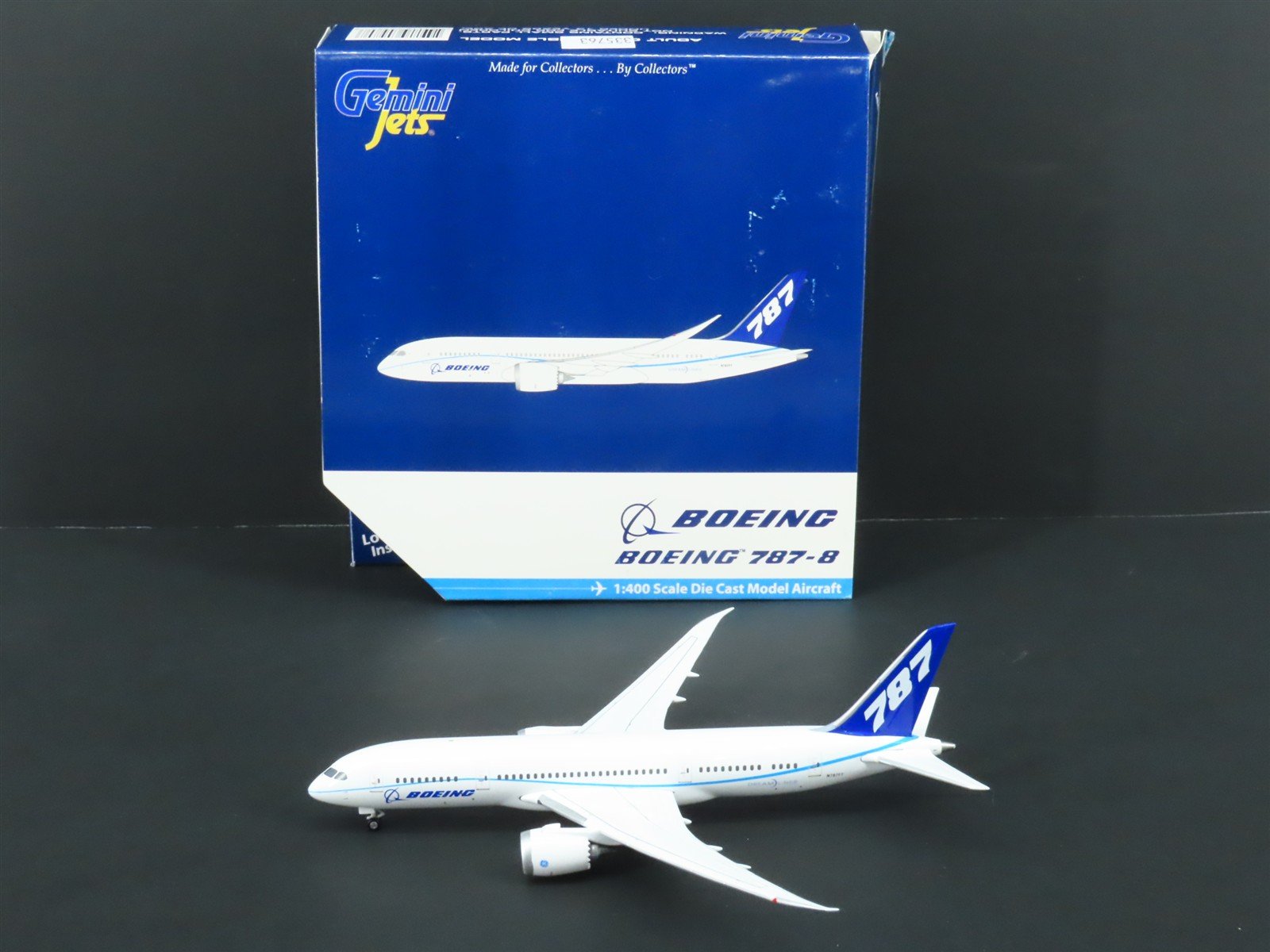 1:400 Gemini Jets GJBOE980 Die-Cast Boeing Dreamliner B787-8 Airliner