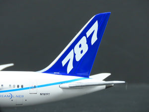 1:400 Gemini Jets GJBOE980 Die-Cast Boeing Dreamliner B787-8 Airliner