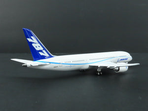 1:400 Gemini Jets GJBOE980 Die-Cast Boeing Dreamliner B787-8 Airliner