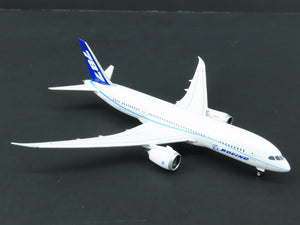 1:400 Gemini Jets GJBOE980 Die-Cast Boeing Dreamliner B787-8 Airliner
