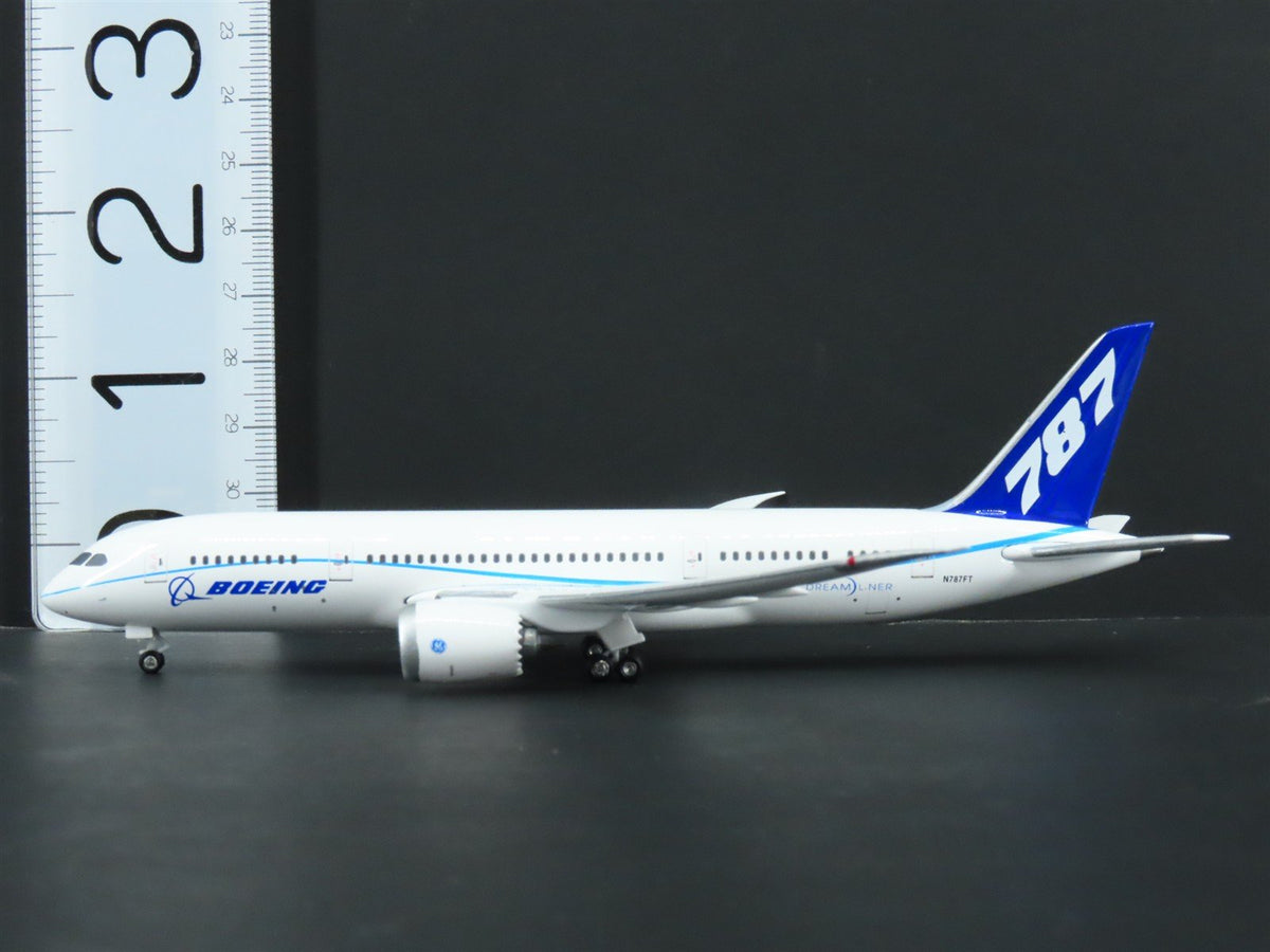 1:400 Gemini Jets GJBOE980 Die-Cast Boeing Dreamliner B787-8 Airliner