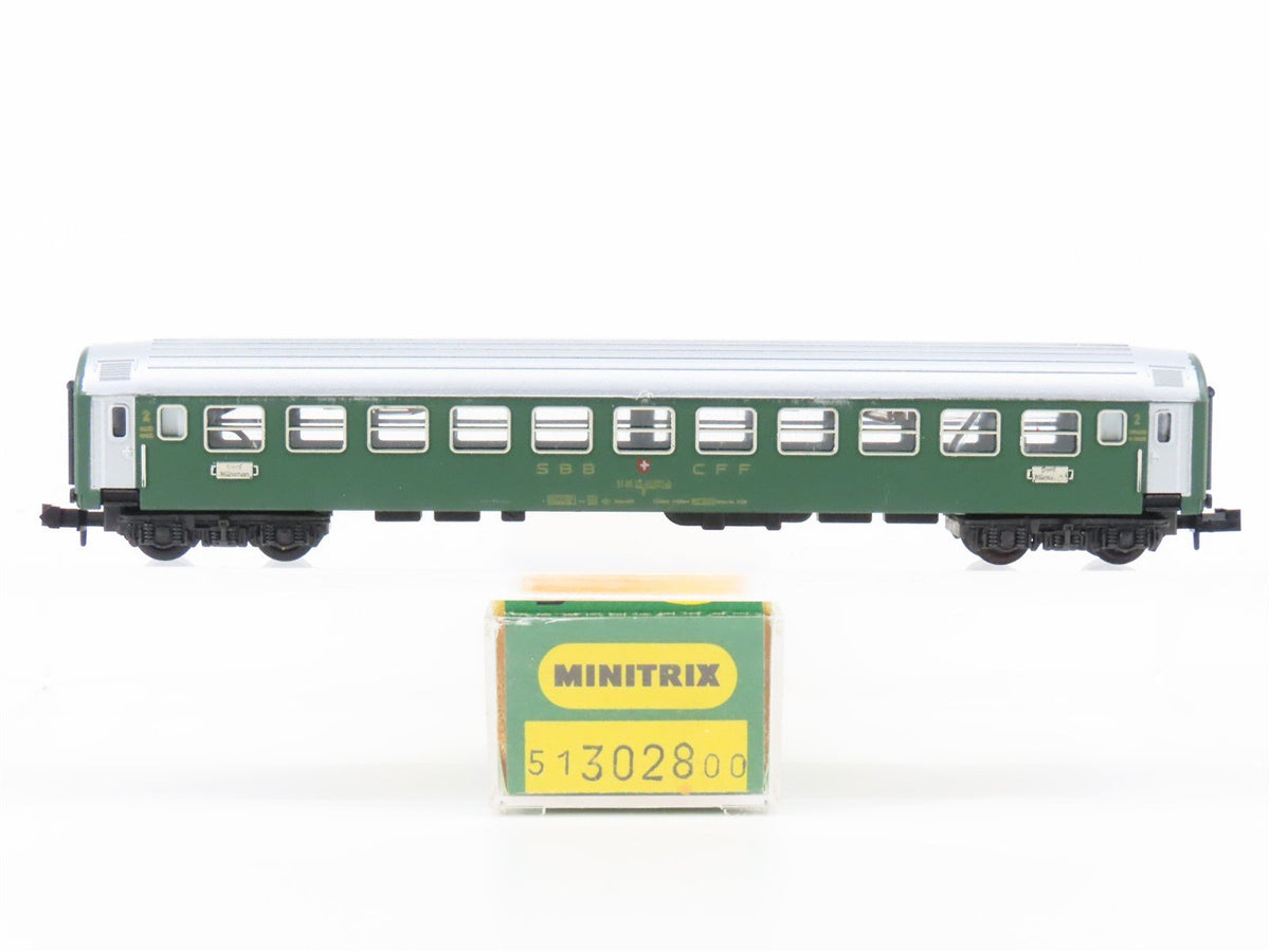 N Scale Trix 51302800 SBB CFF 2nd Class Coach Passenger Car #518522400610