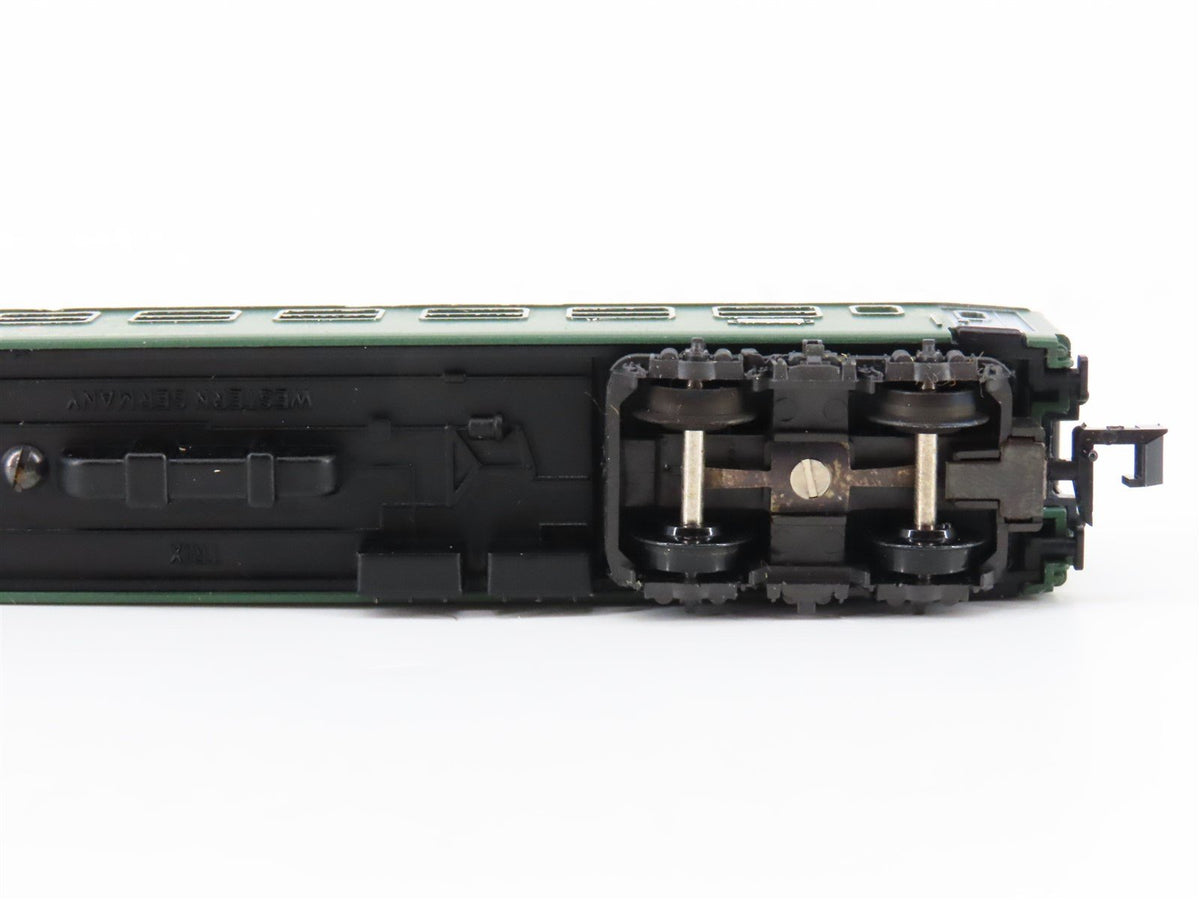 N Scale Trix 51302800 SBB CFF 2nd Class Coach Passenger Car #518522400610