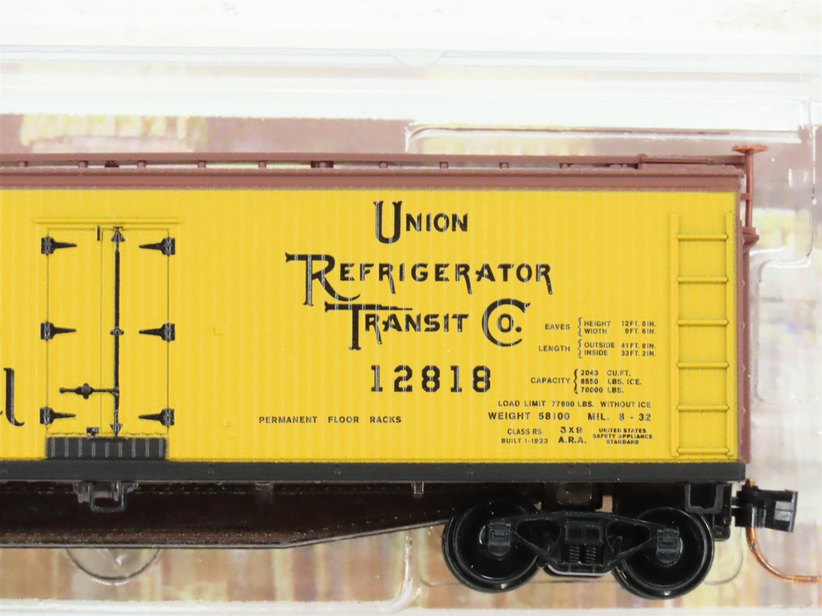 N Scale Micro-Trains MTL 04900650 URTC Prima Special 40' Wood Reefer #12818