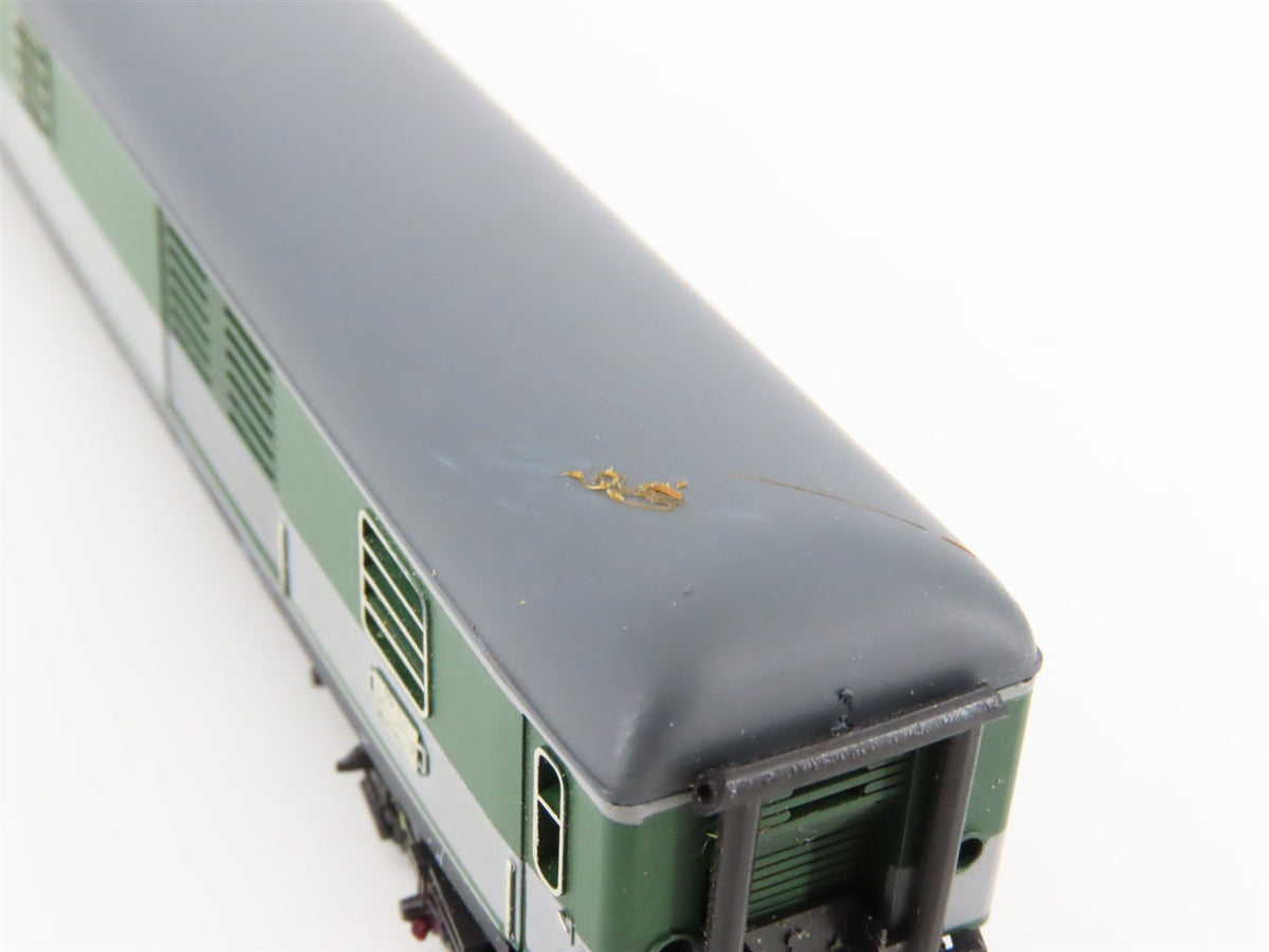 N Scale Trix 51309300 DB Railway Baggage Passenger Car #518032401174
