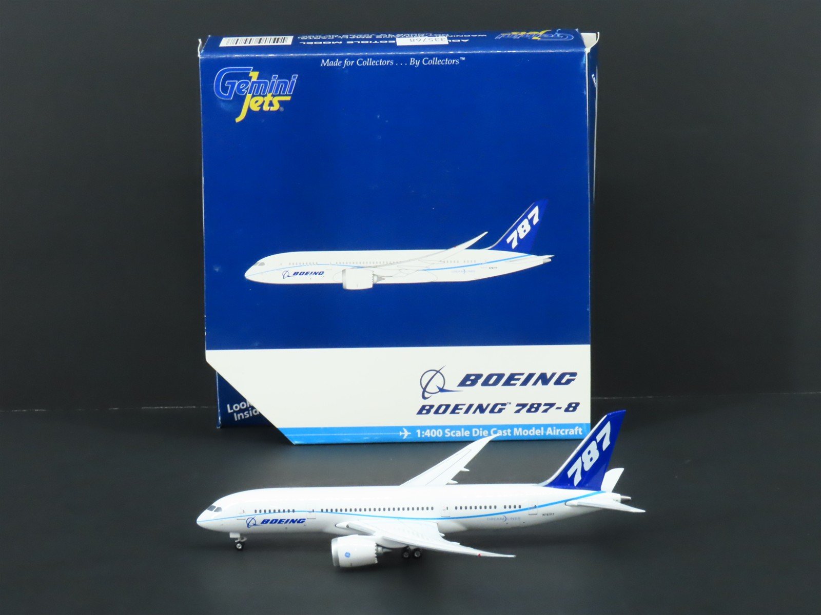 1:400 Gemini Jets GJBOE980 Die-Cast Boeing Dreamliner B787-8 Airliner