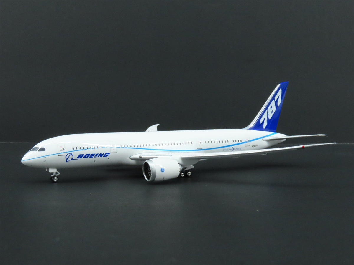 1:400 Gemini Jets GJBOE980 Die-Cast Boeing Dreamliner B787-8 Airliner