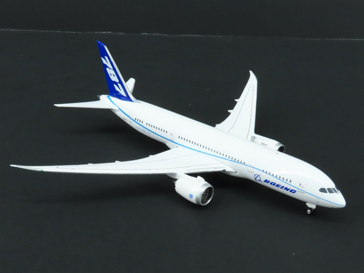 1:400 Gemini Jets GJBOE980 Die-Cast Boeing Dreamliner B787-8 Airliner