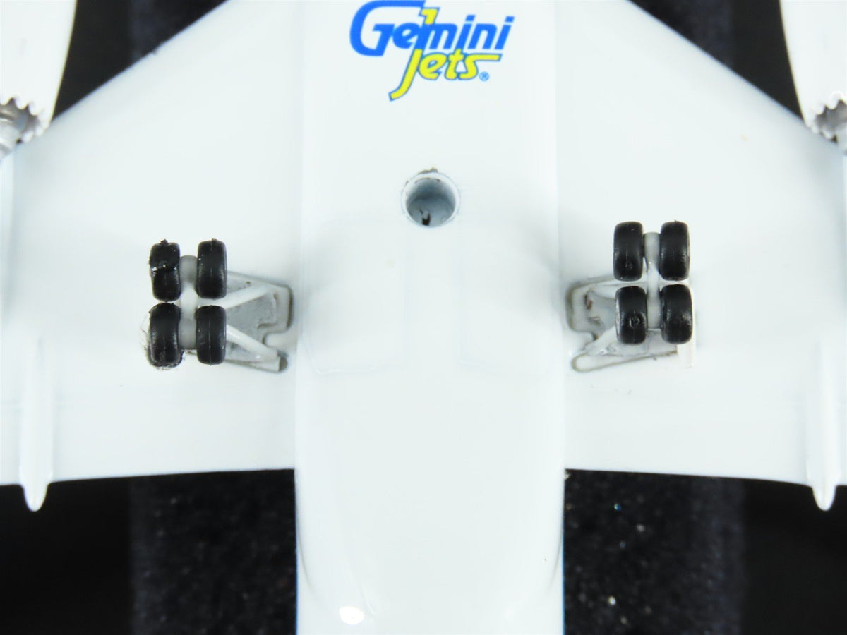 1:400 Gemini Jets GJBOE980 Die-Cast Boeing Dreamliner B787-8 Airliner
