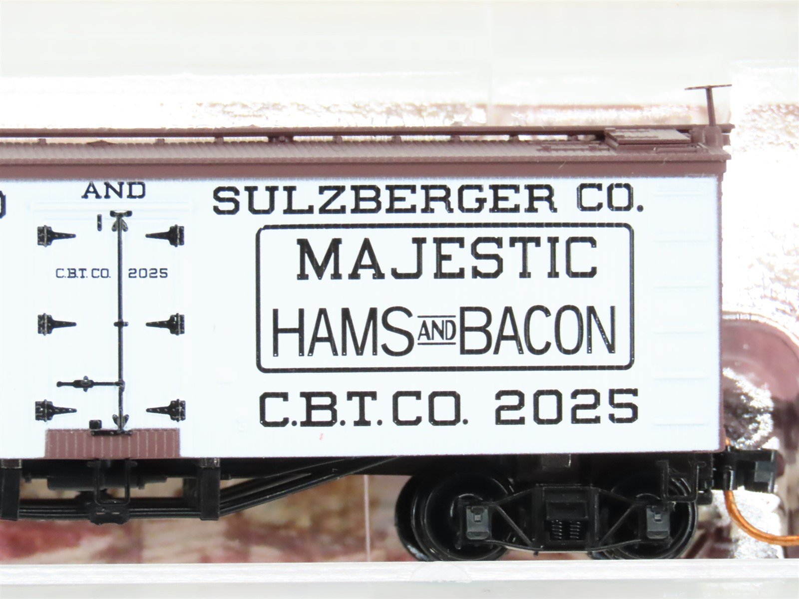 N Micro-Trains MTL 05800150 CBTCo Schwarzchild & Sulzberger 36' Reefer #2025