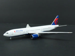 1:400 Gemini Jets GJDAL777A Die-Cast Delta Airlines Boeing 777-200LR Airliner