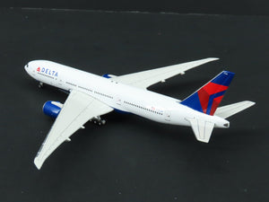 1:400 Gemini Jets GJDAL777A Die-Cast Delta Airlines Boeing 777-200LR Airliner