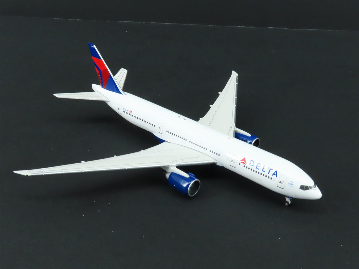 1:400 Gemini Jets GJDAL777A Die-Cast Delta Airlines Boeing 777-200LR Airliner