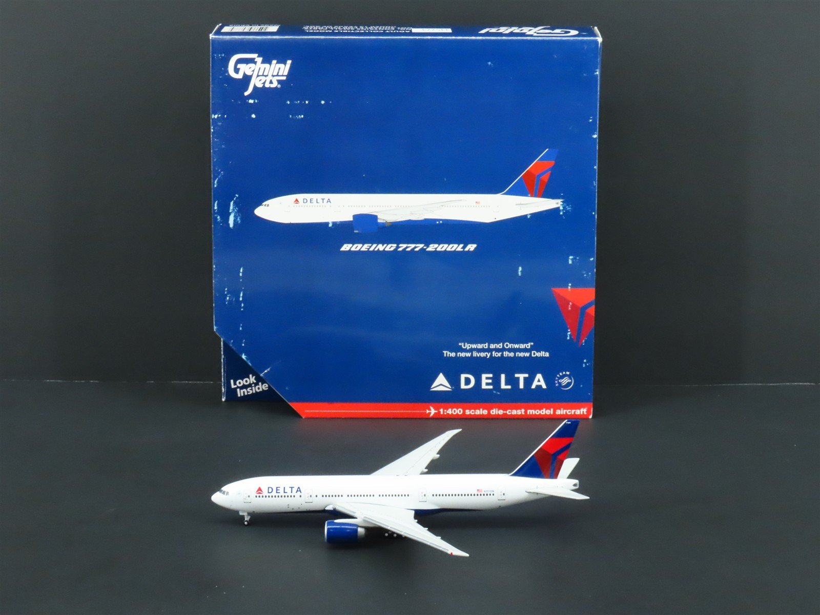 1:400 Gemini Jets GJDAL777 Die-Cast Delta Airlines Boeing 777-200LR Airliner