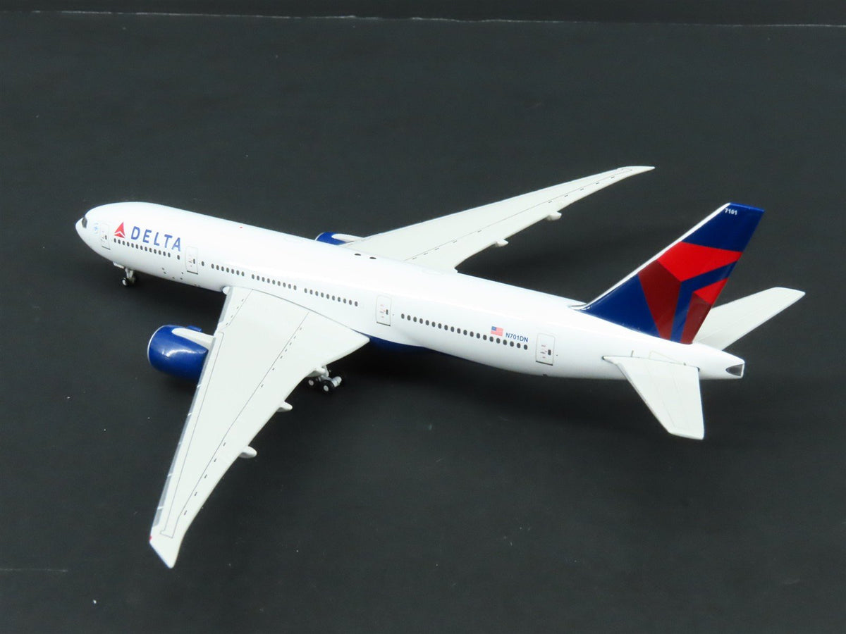 1:400 Gemini Jets GJDAL777 Die-Cast Delta Airlines Boeing 777-200LR Airliner