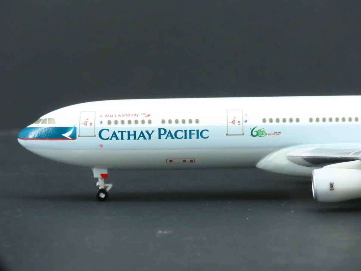 1:400 CXcitement Die-Cast Cathay Pacific/C.P. Airlines A330 &amp; DC-3 Airliner Set