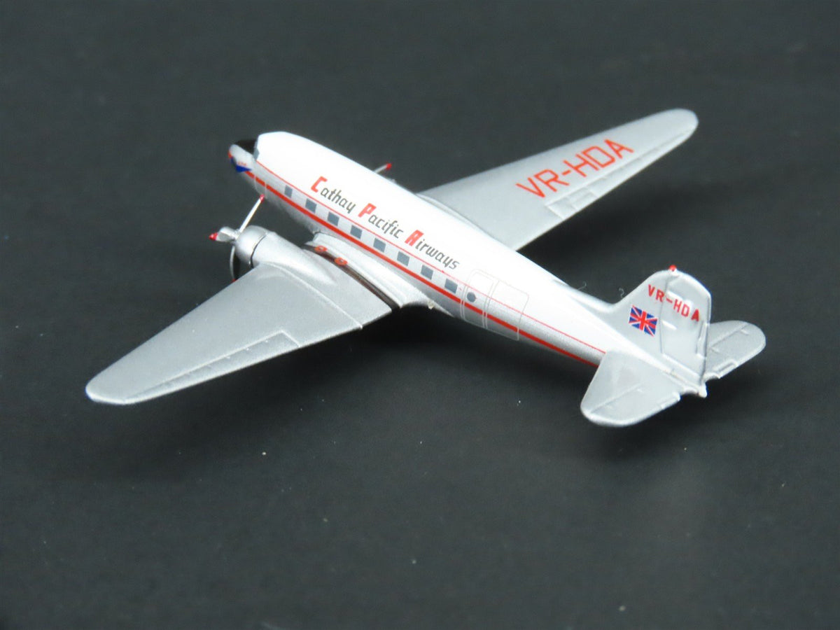 1:400 CXcitement Die-Cast Cathay Pacific/C.P. Airlines A330 &amp; DC-3 Airliner Set
