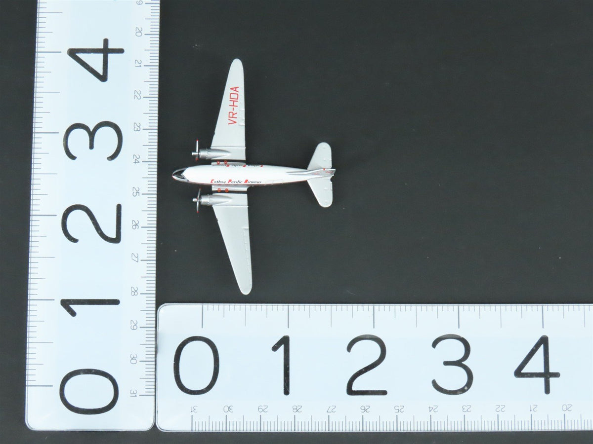 1:400 CXcitement Die-Cast Cathay Pacific/C.P. Airlines A330 &amp; DC-3 Airliner Set