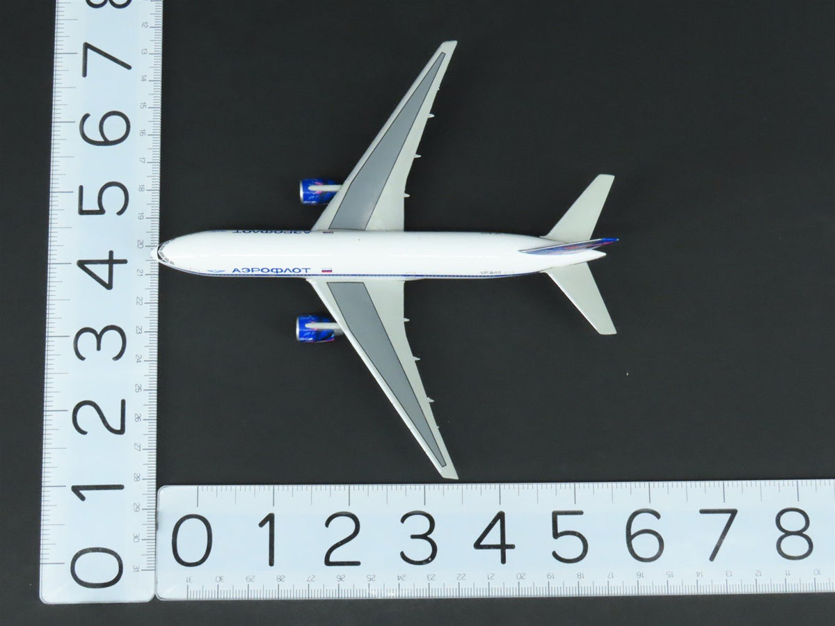 1:400 Dragon Wings Premiere 55068 Die-Cast Aeroflot Boeing 777-200 Airliner