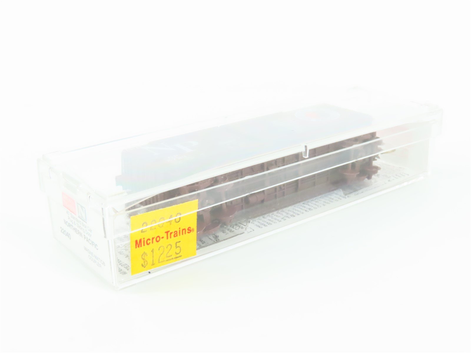 N Scale Micro-Trains MTL 22040 NP Route of the Vista-Dome 40' Box Car #8723