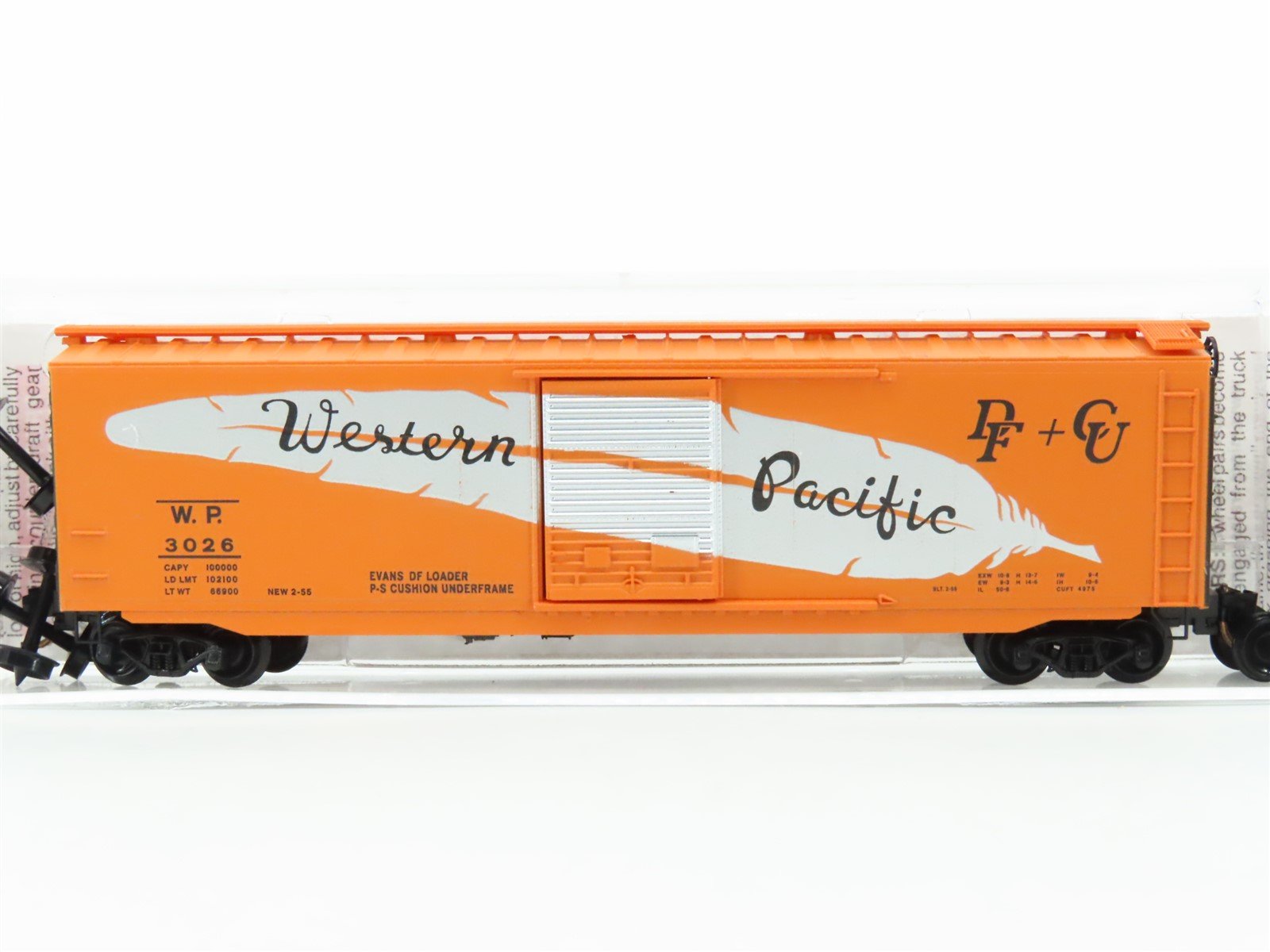 N Scale Micro-Trains MTL 03100290 WP Western Pacific Feather 50' Box Car #3026