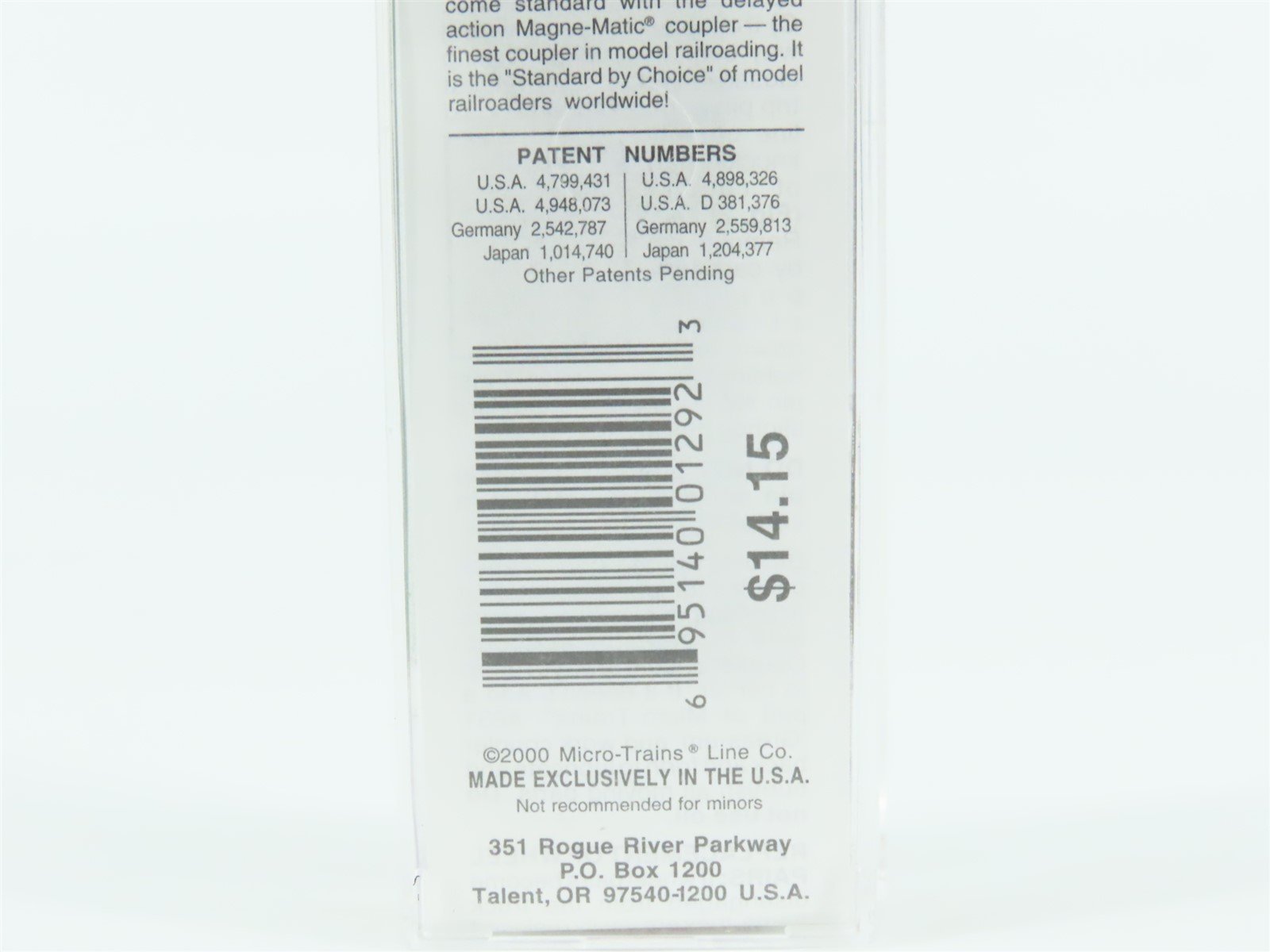 N Scale Micro-Trains MTL 22090 NP Northern Pacific Railway 40' Box Car #8133