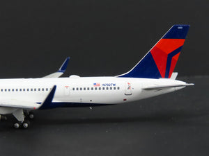 1:400 Next Generation 53187 Die-Cast DELTA Boeing 757-200 Airliner N702TW