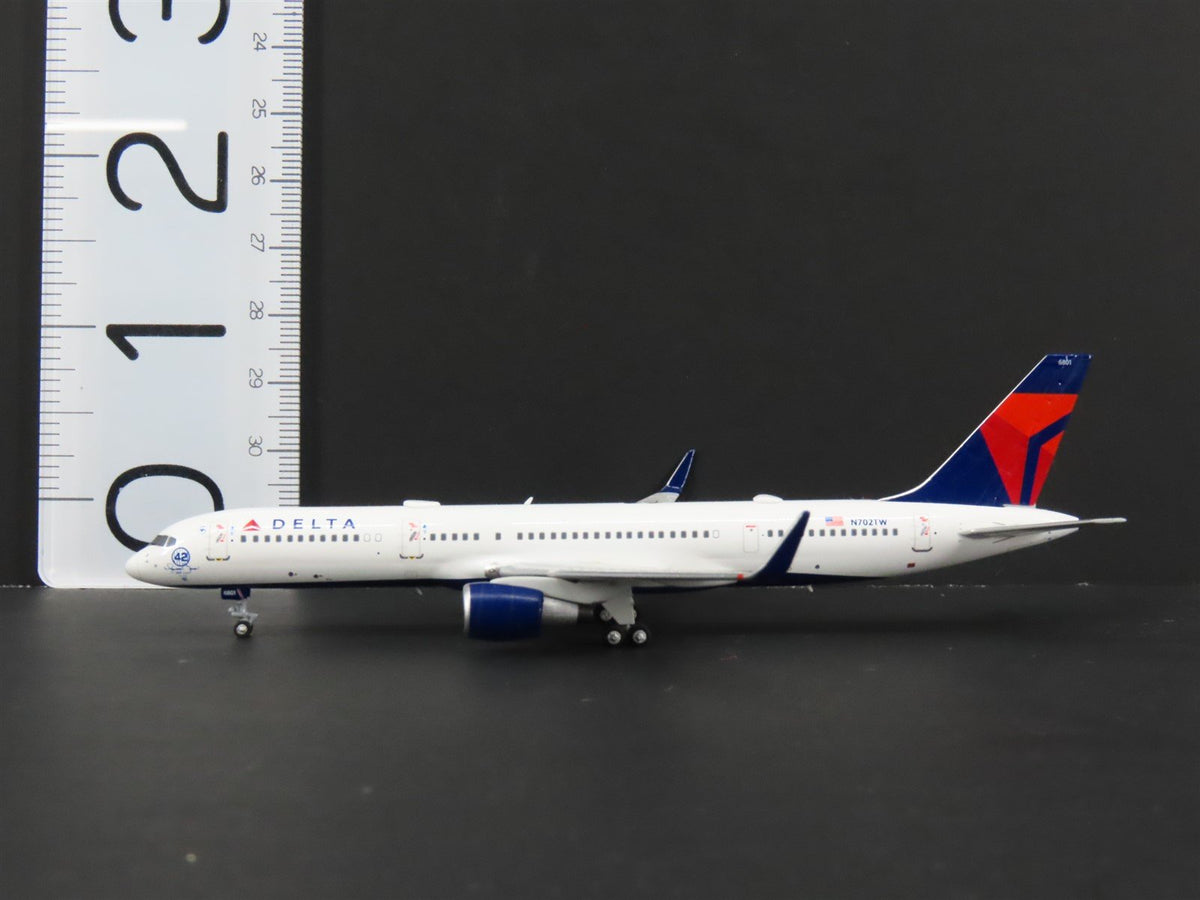 1:400 Next Generation 53187 Die-Cast DELTA Boeing 757-200 Airliner N702TW