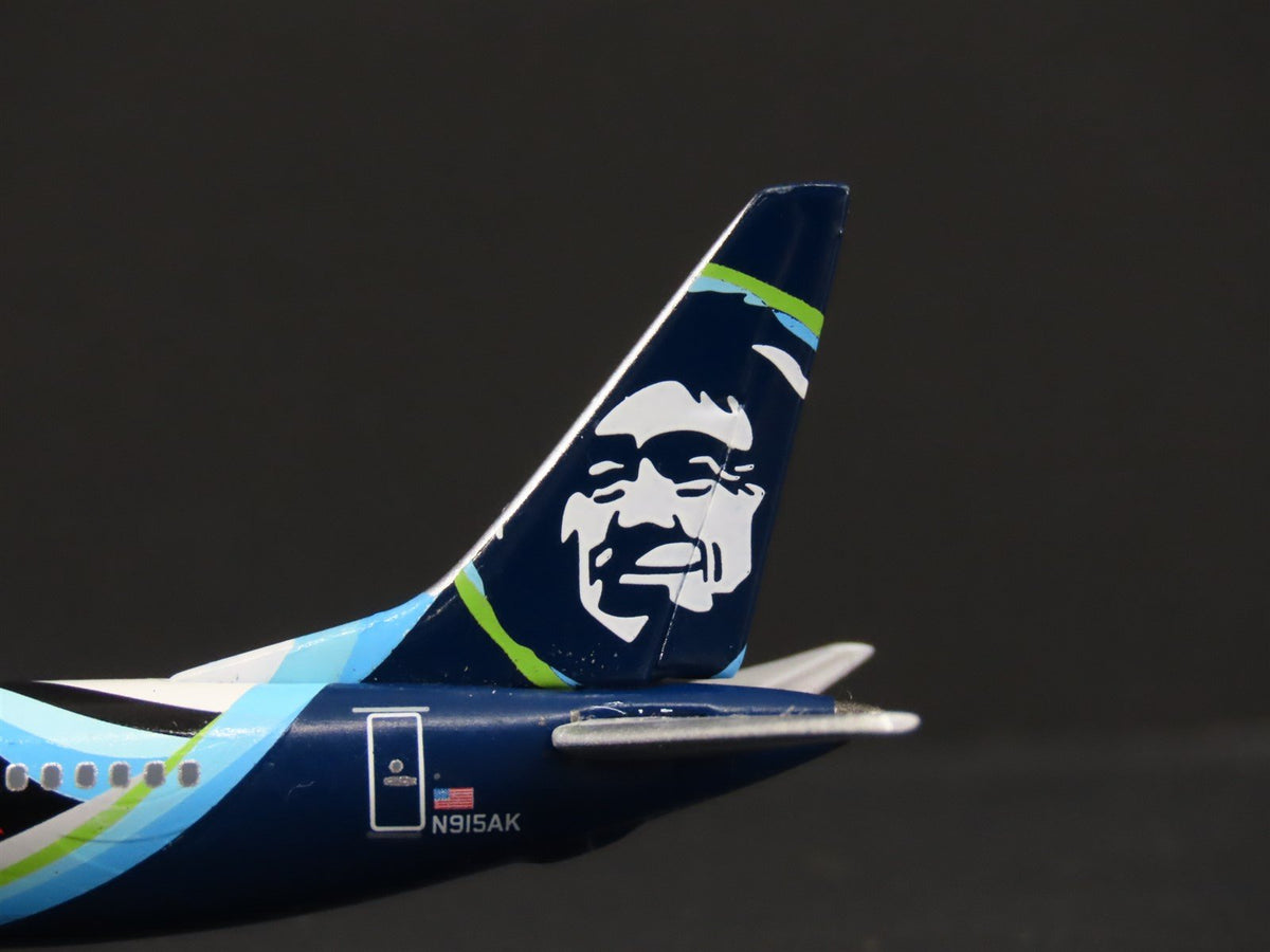 1:400 AeroClassics BBX41636 Die-Cast Alaska 737 MAX Airliner &quot;Seattle Kraken&quot;