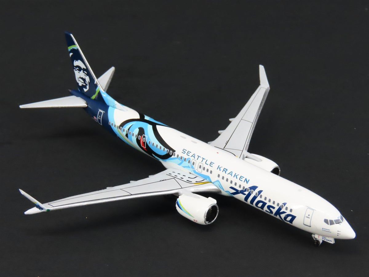1:400 AeroClassics BBX41636 Die-Cast Alaska 737 MAX Airliner &quot;Seattle Kraken&quot;