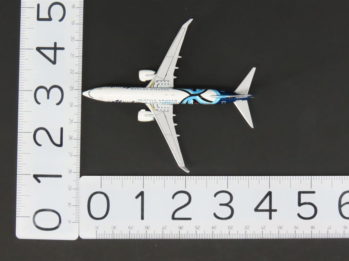1:400 AeroClassics BBX41636 Die-Cast Alaska 737 MAX Airliner &quot;Seattle Kraken&quot;