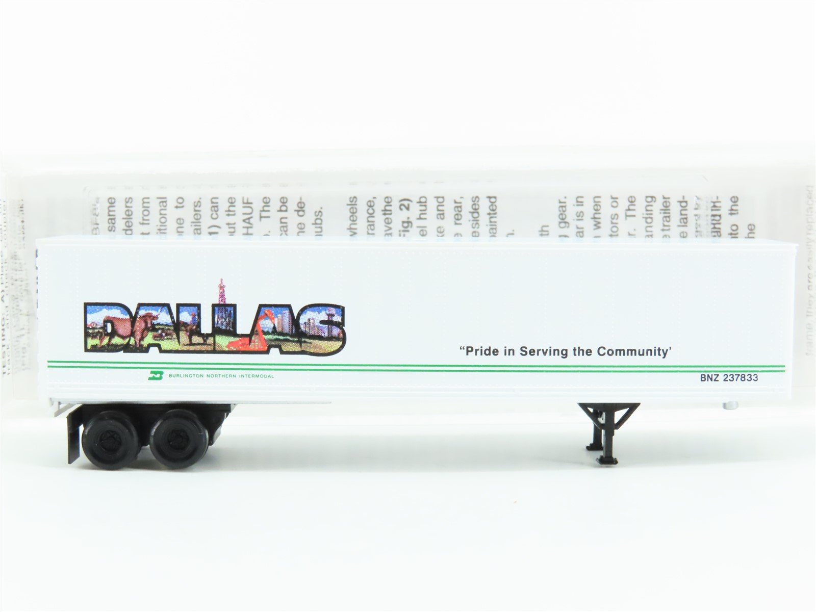 N Scale Micro-Trains MTL 67180 BNZ Intermodal Dallas 45' Trailer #237833