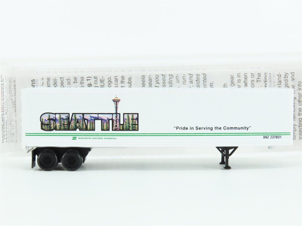 N Scale Micro-Trains MTL 67200 BNZ Intermodal Seattle 45&#39; Trailer #237801