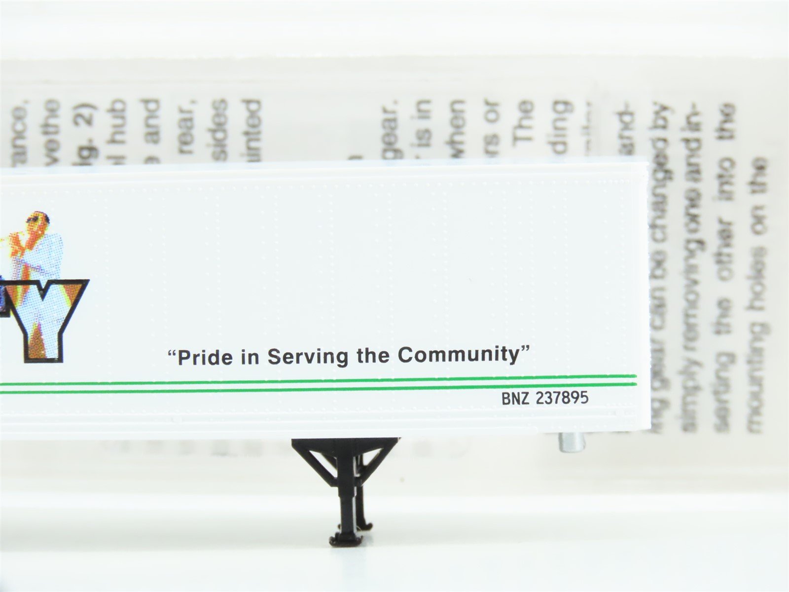 N Scale Micro-Trains MTL 67110 BNZ Intermodal Kansas City 45' Trailer #237895