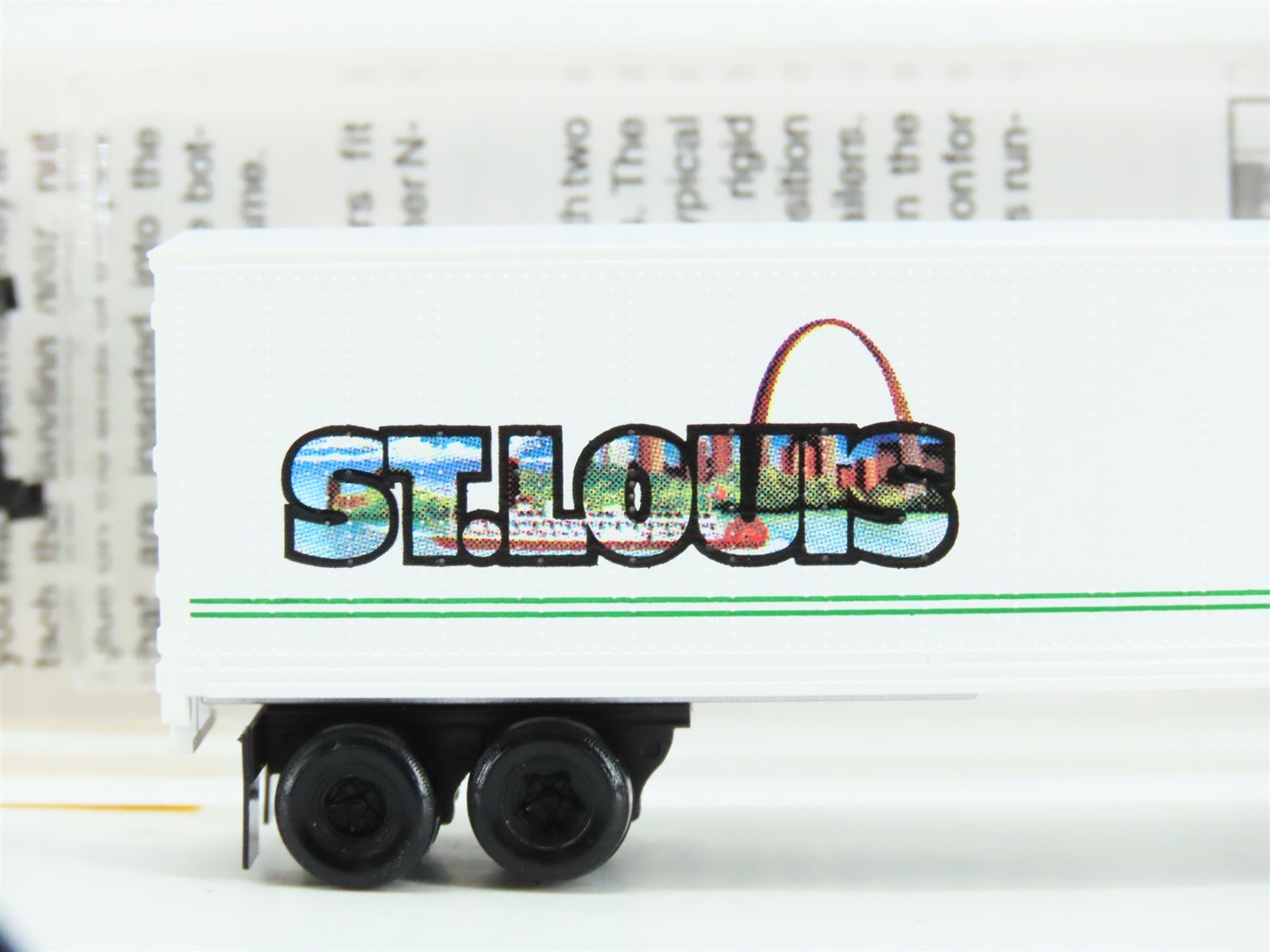 N Scale Micro-Trains MTL 67120 BNZ Intermodal St Louis 45' Trailer #237829