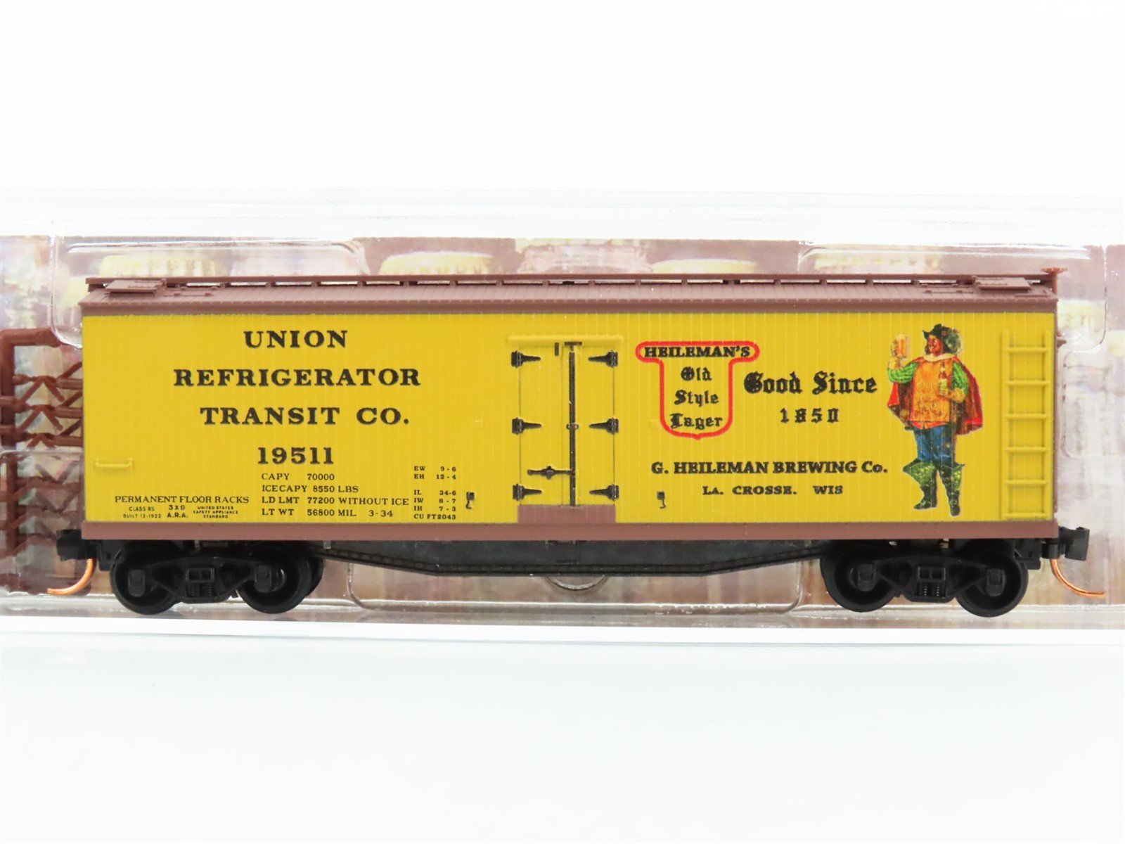 N Scale Micro-Trains MTL 04900690 URT Heilman Brewing Co. 40' Wood Reefer #19511