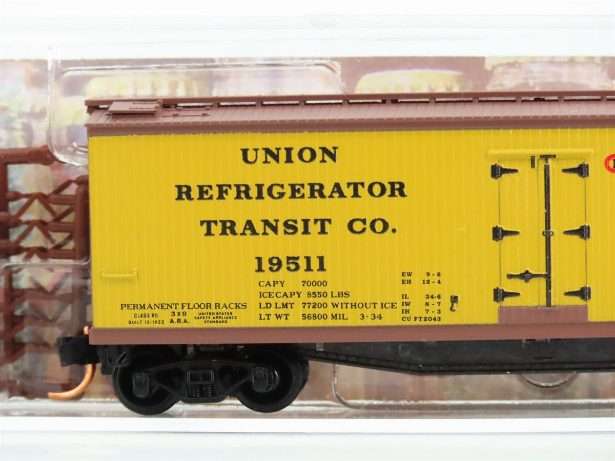 N Scale Micro-Trains MTL 04900690 URT Heilman Brewing Co. 40&#39; Wood Reefer #19511