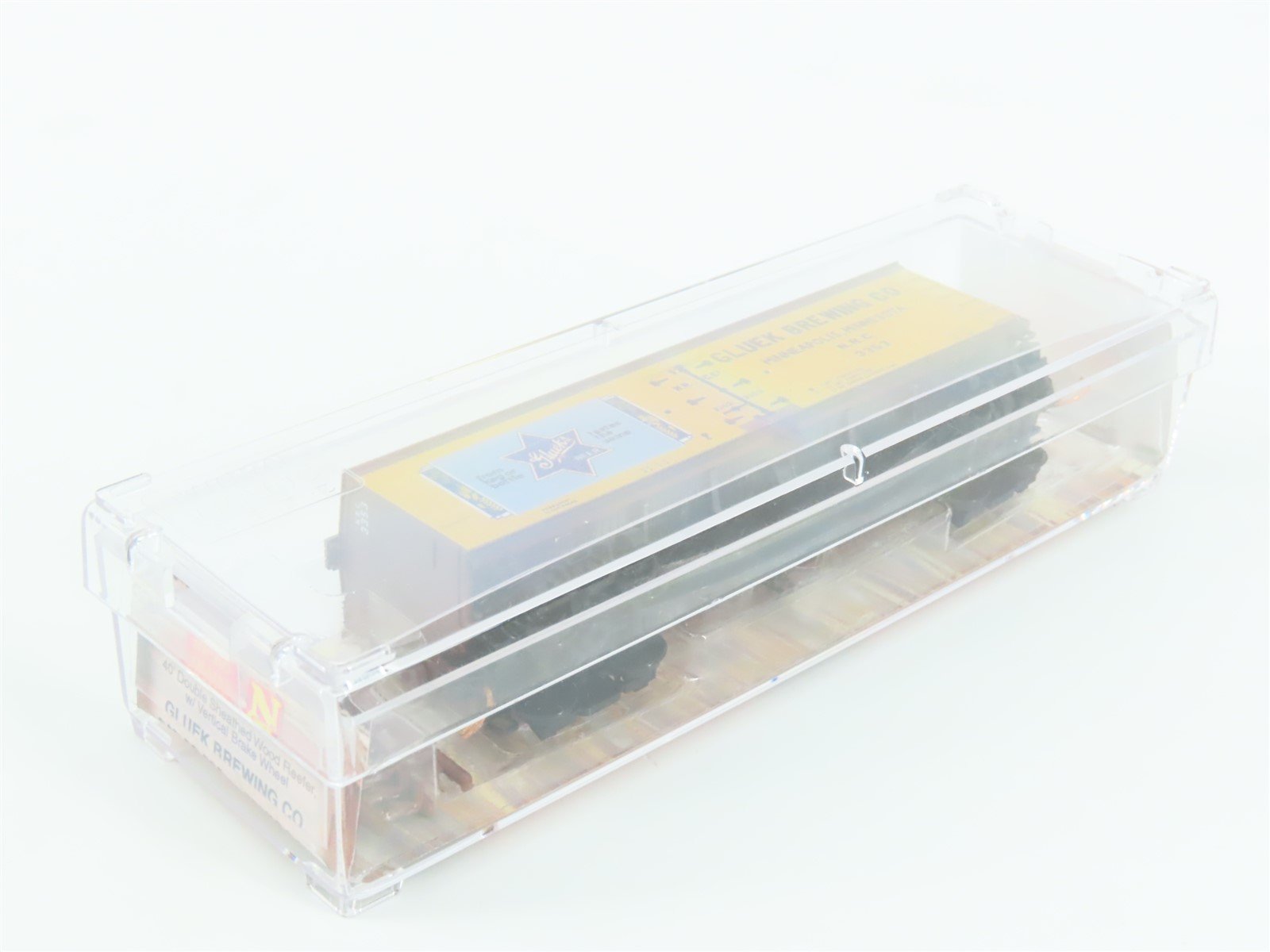 N Scale Micro-Trains MTL 04900660 NRCC Gluek Brewing Co. 40' Wood Reefer #3353