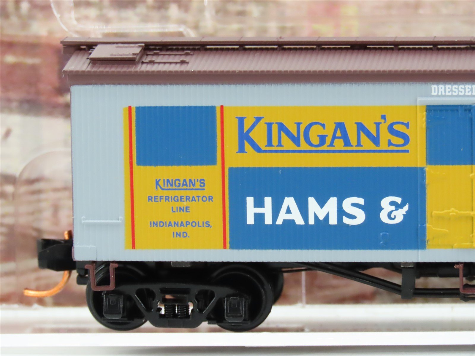 N Micro-Trains MTL 05800130 KRLX Kingan's Reliable Ham & Bacon 36' Reefer #237