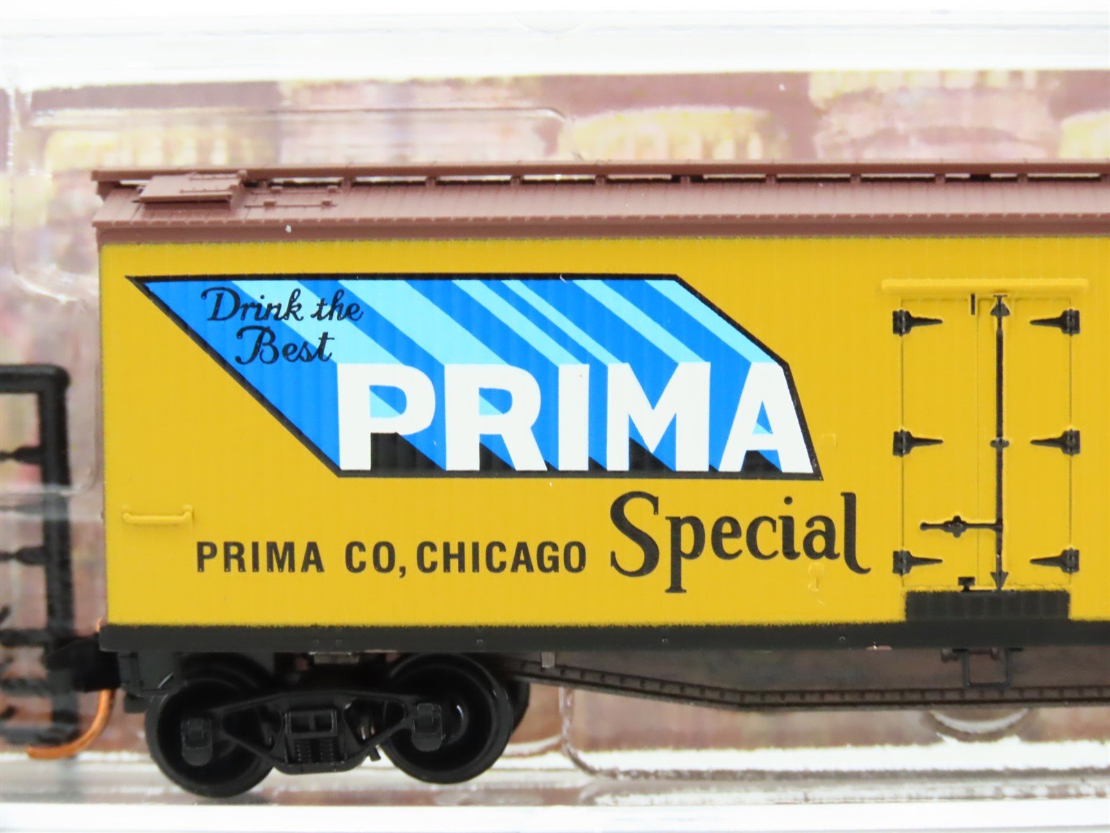 N Scale Micro-Trains MTL 04900650 URTC Prima Special 40' Wood Reefer #12818