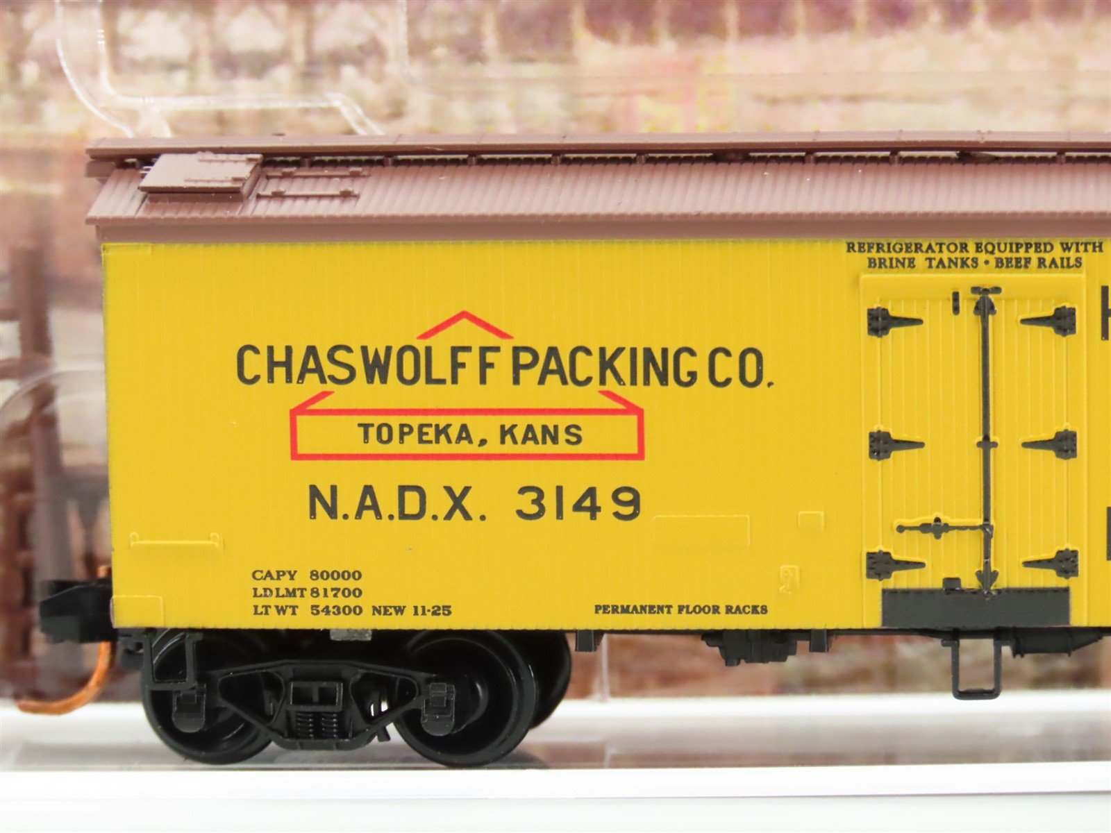 N Scale Micro-Trains MTL 05800516 NADX Chaswolff Packing 36' Wood Reefer #3149