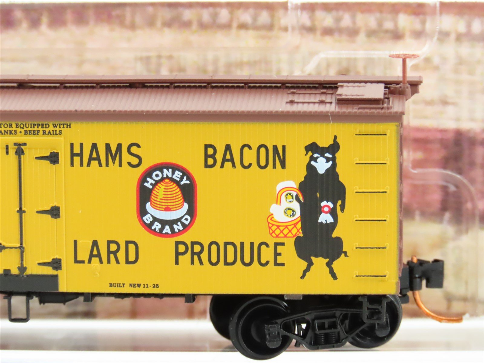 N Scale Micro-Trains MTL 05800516 NADX Chaswolff Packing 36' Wood Reefer #3149