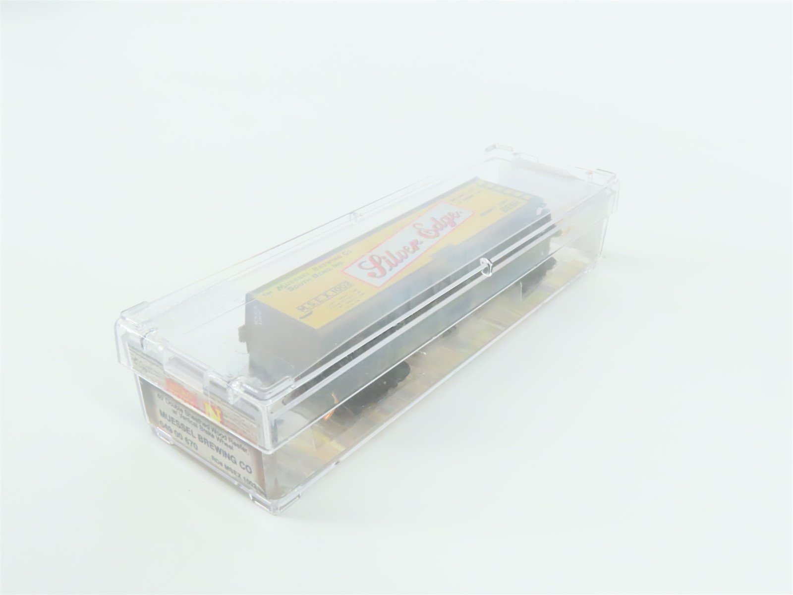 N Scale Micro-Trains MTL 04900670 MSEX Muessel Silver Edge Beer 40' Reefer #1002