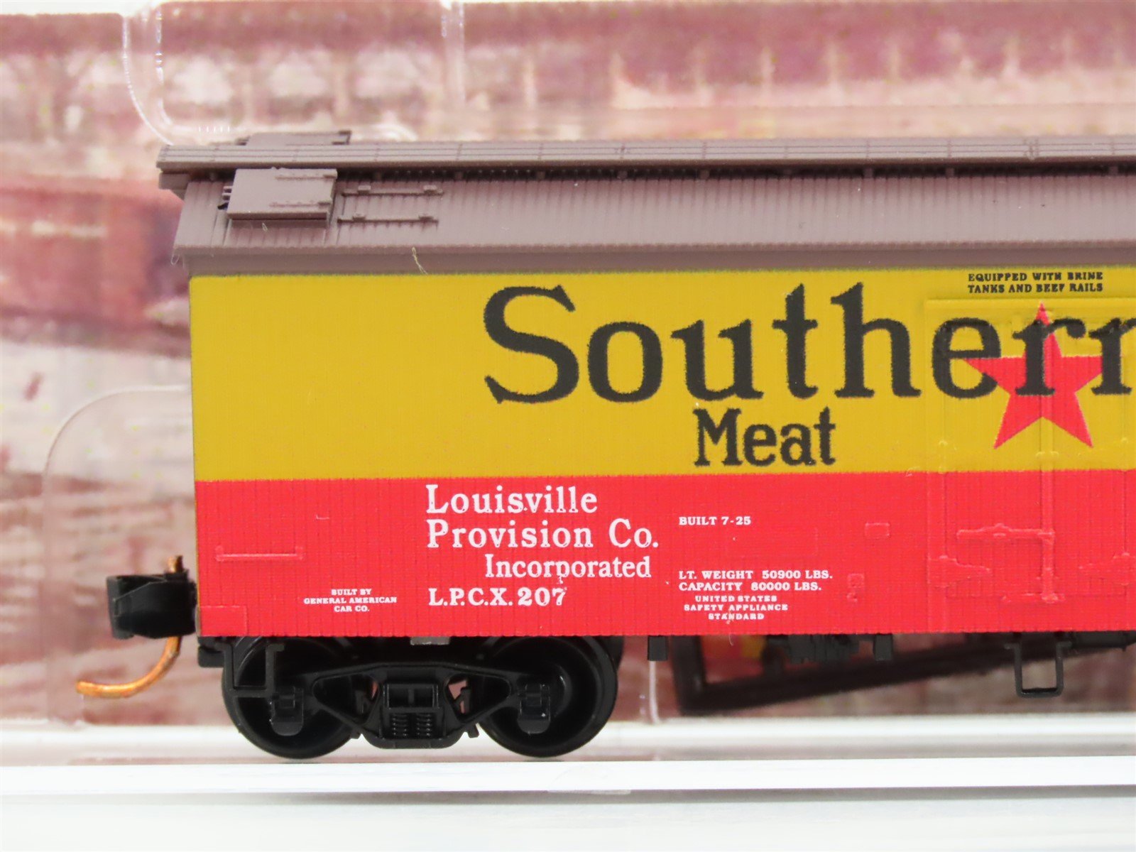 N Scale Micro-Trains MTL 05800526 LPCX Southern Star 36' Wood Reefer #207