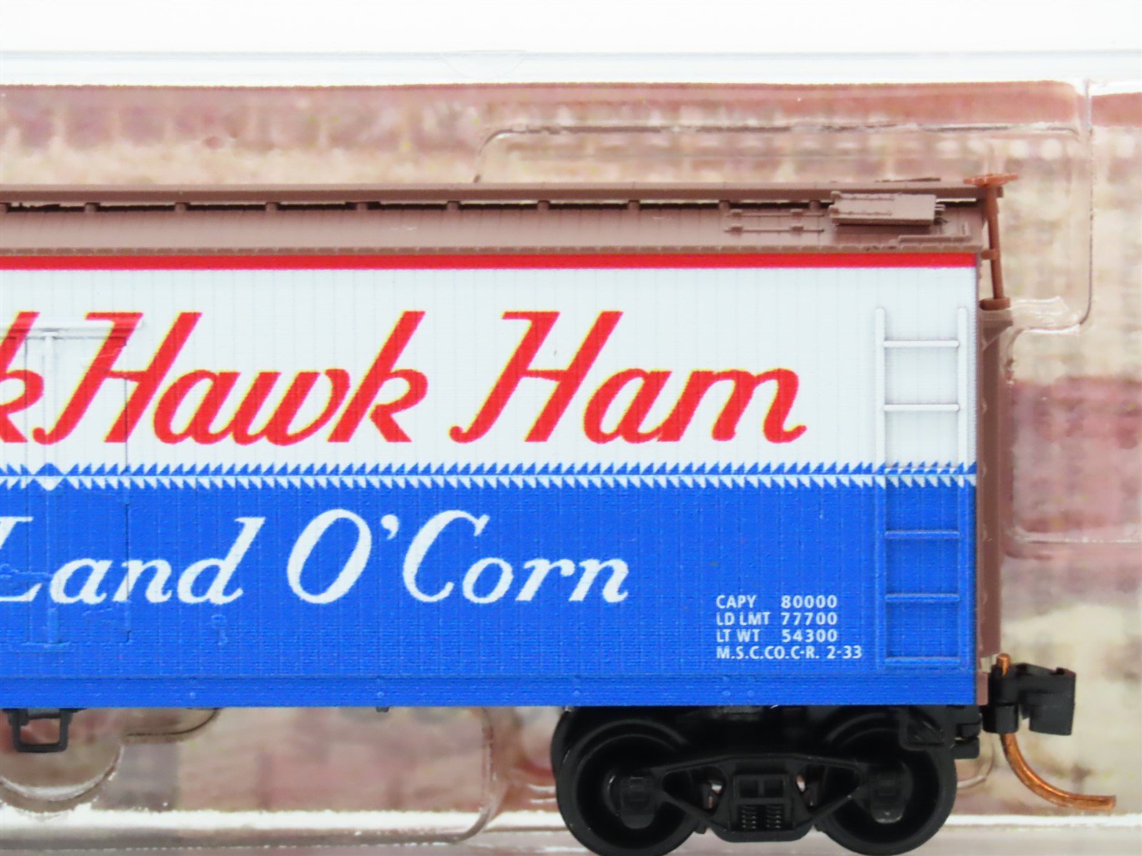N Scale Micro-Trains MTL 04900630 RPRX Rath's Blackhawk Ham 40' Wood Reefer #208