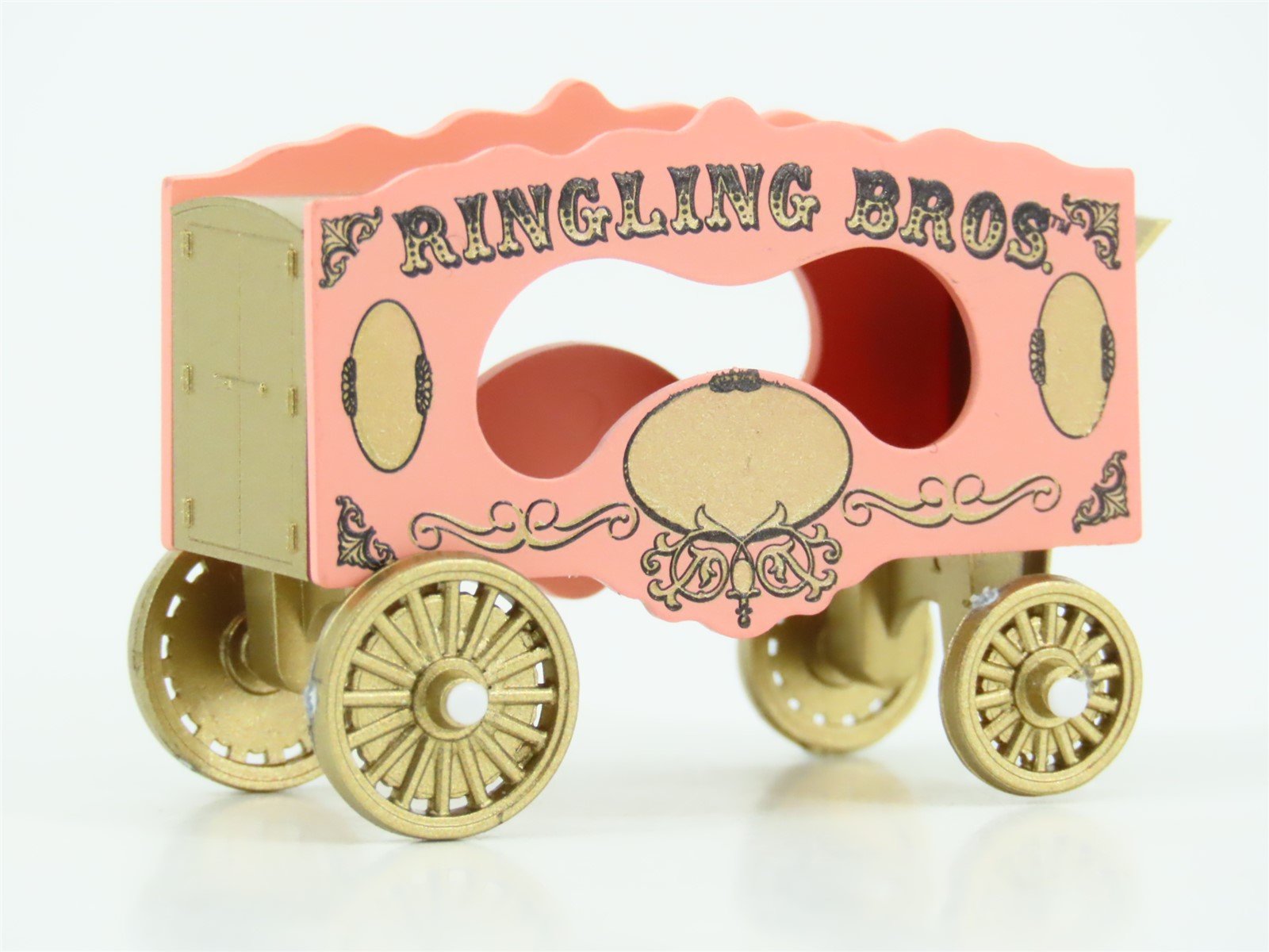 N Micro-Trains MTL 47000119 Ringling Bros Barnum & Bailey Circus Wagon 2-Pack