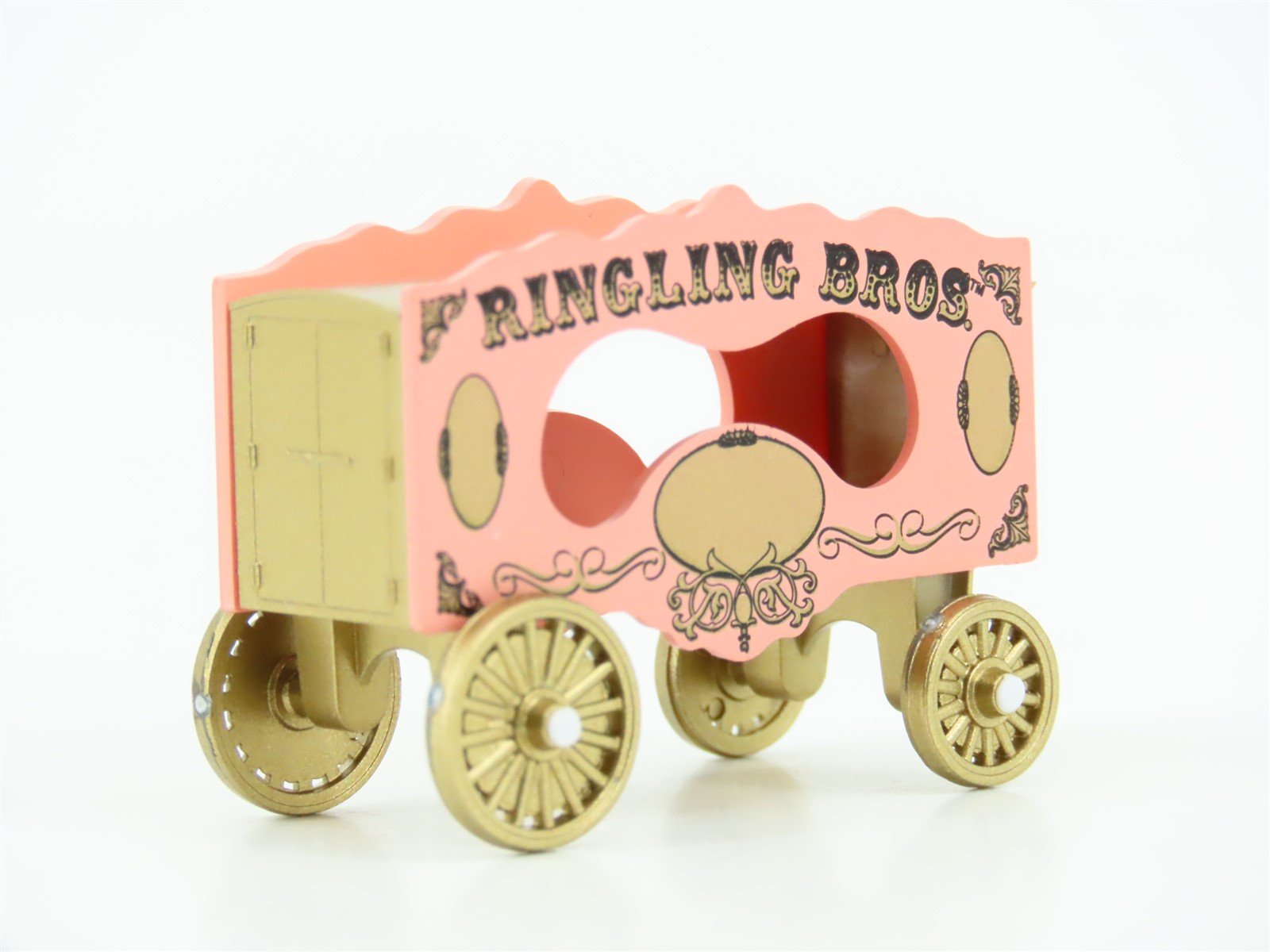 N Micro-Trains MTL 47000119 Ringling Bros Barnum & Bailey Circus Wagon 2-Pack