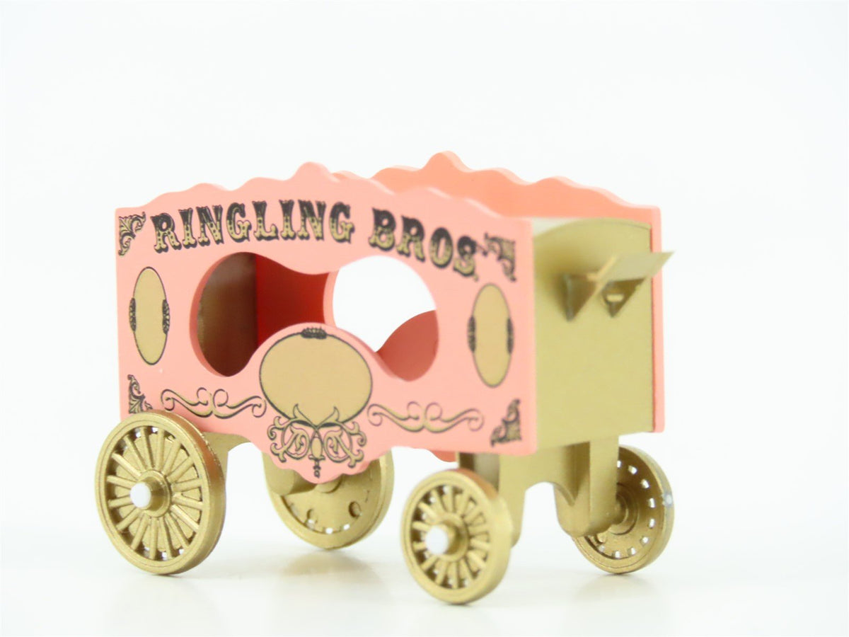 N Micro-Trains MTL 47000119 Ringling Bros Barnum &amp; Bailey Circus Wagon 2-Pack