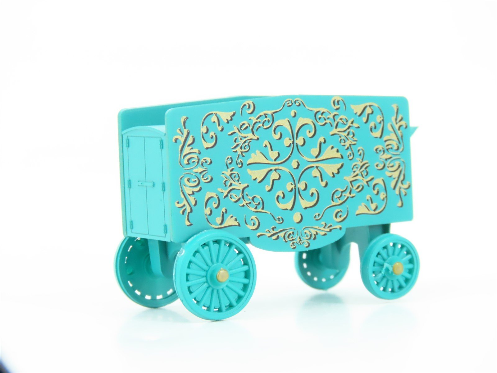 N Micro-Trains MTL 47000069 Ringling Bros Barnum & Bailey Circus Wagon 2-Pack